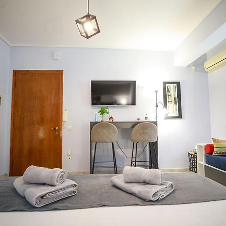 Adriana'S Downtown Studio-Parking Lot Included Patras Buitenkant foto